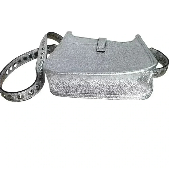 STEVE MADDEN B-Wylie Vegan Leather Silver Crossbody with Studs - RETAIL $68 - Picture 2 of 5